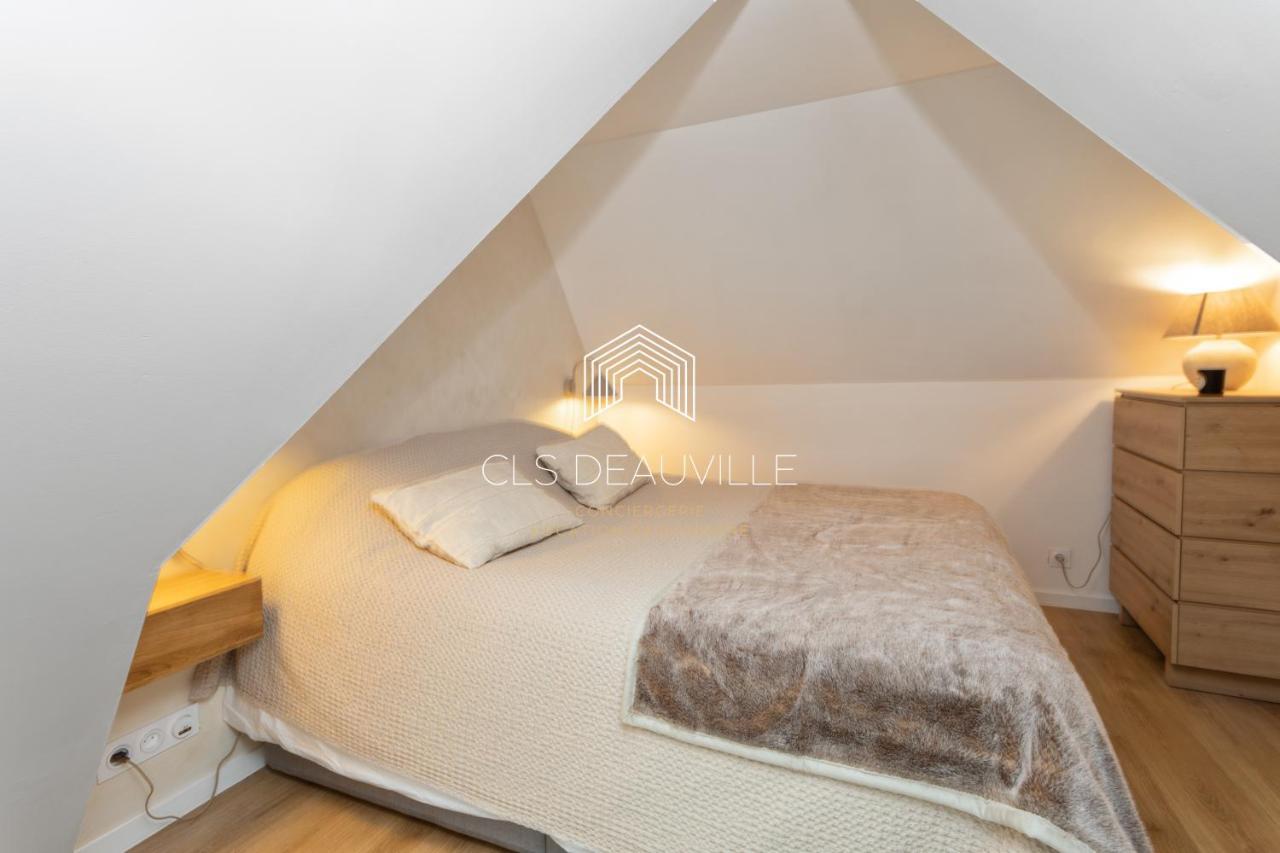 L'Hippique C.L.S Deauville Extérieur photo